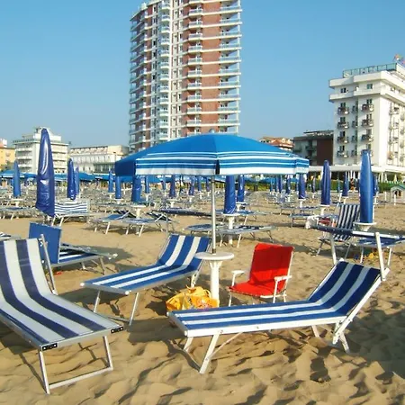 Petite Maison Lido di Jesolo Exterior photo